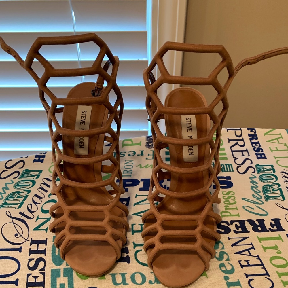 Steve Madden Strappy Heels size 6.5 BLACK ONLY